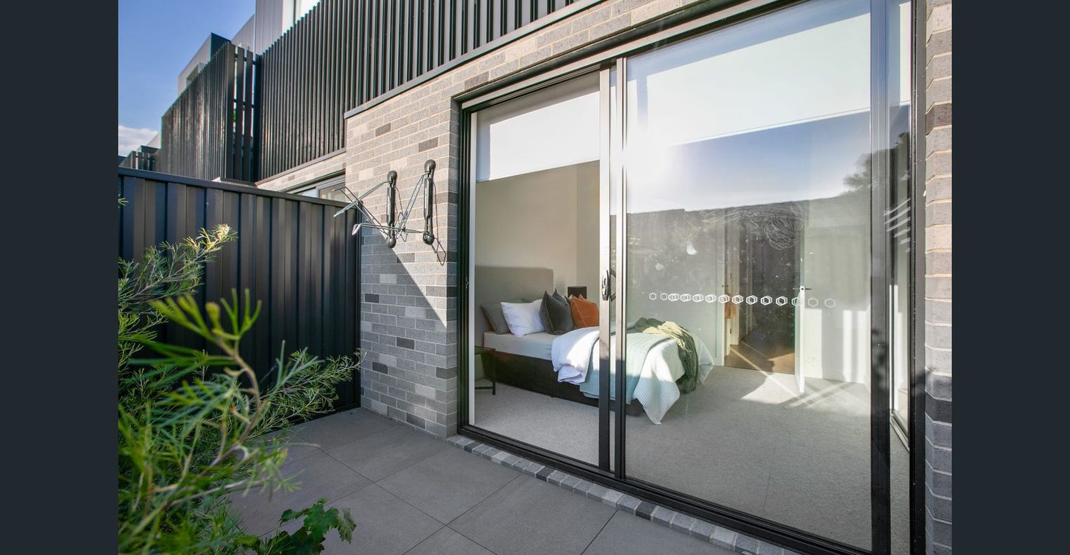 15/61 Edwardes Street — photo 12 of 13
