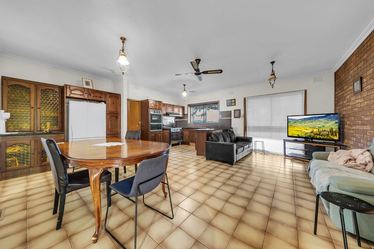 118 Cramer Street — photo 3 of 8