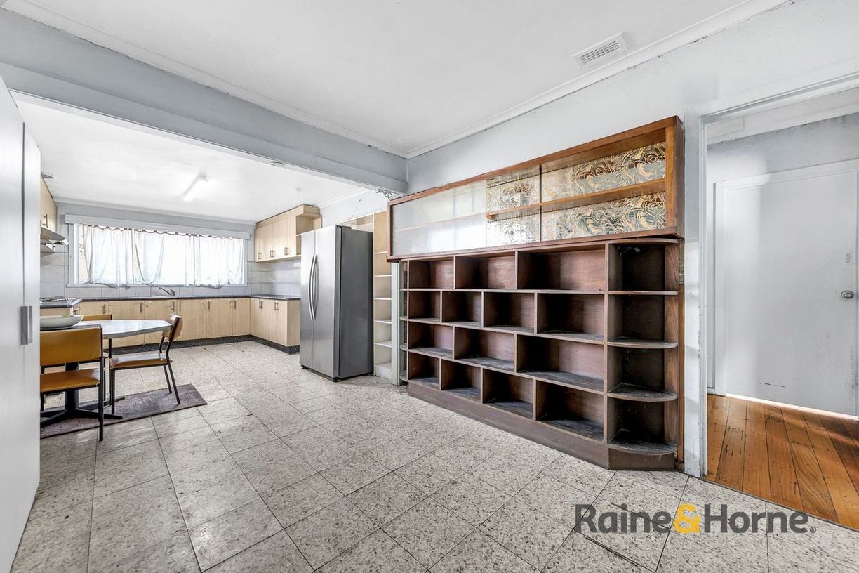 5 Drysdale Street — photo 4 of 10