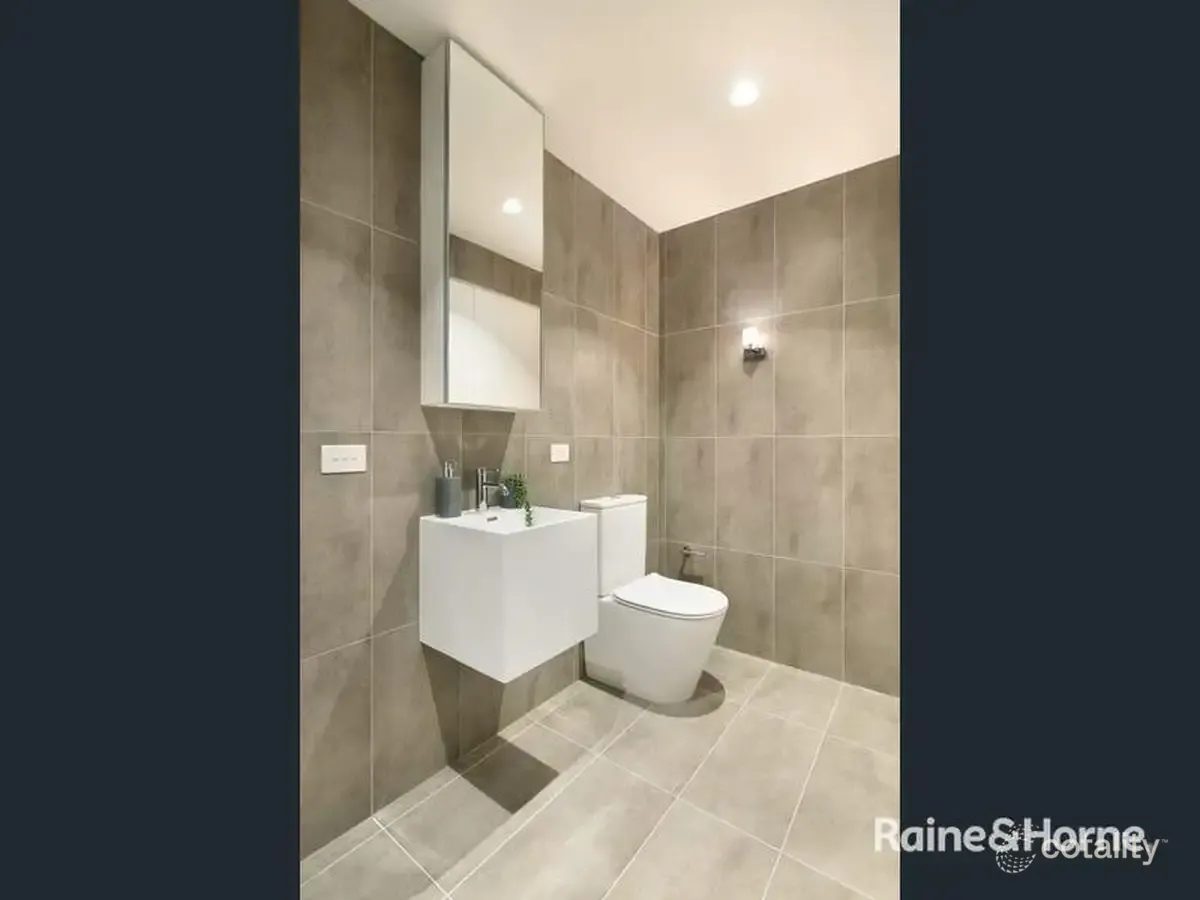 3304/45 Clarke Street — photo 3 of 11