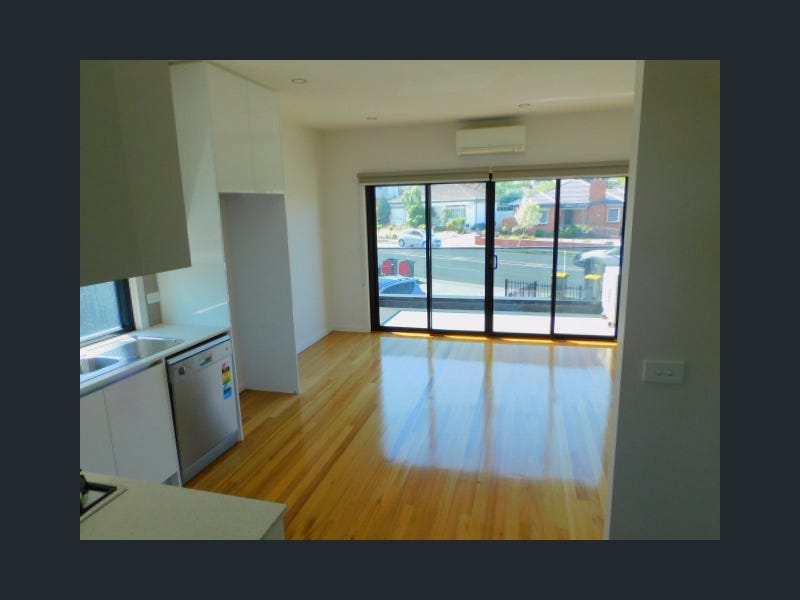 3/715 Pascoe Vale Road — photo 5 of 20