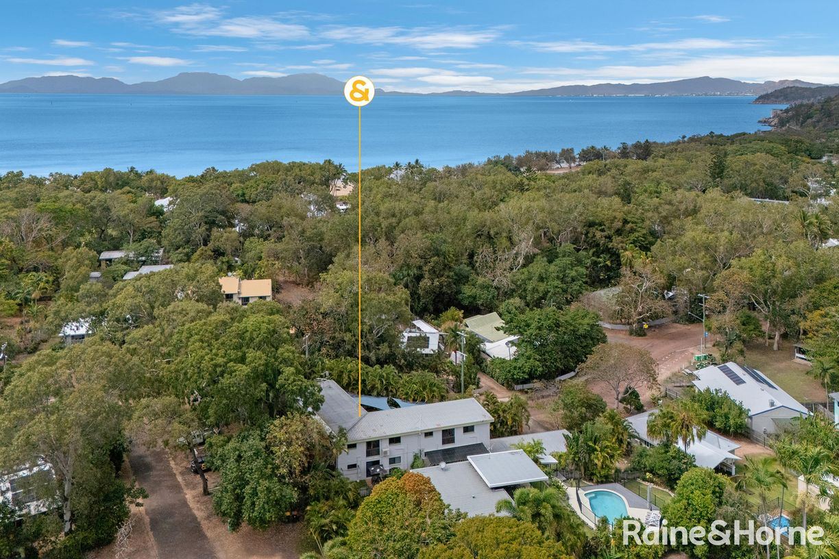 3/2 Endeavour Road — photo 13 of 17
