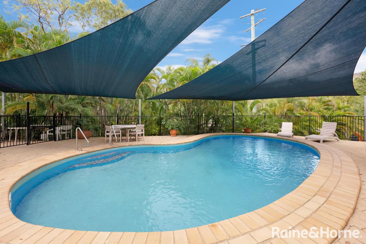3/2 Endeavour Road — photo 12 of 17