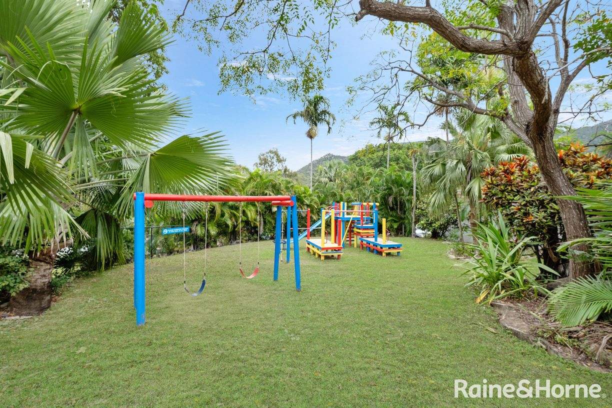 16/61-79 Mandalay Avenue — photo 11 of 17