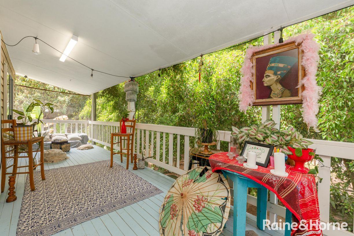 8/7-9 Rheuben Terrace — photo 17 of 28