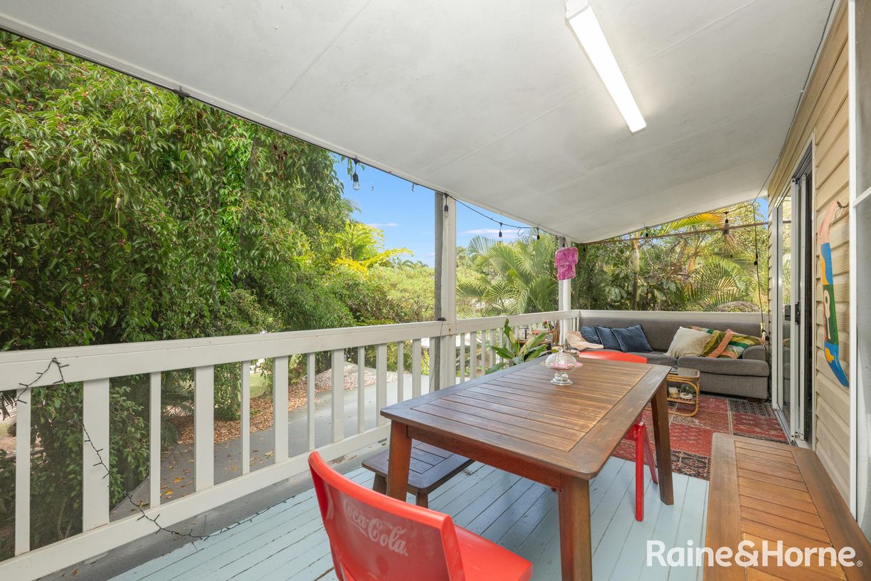 8/7-9 Rheuben Terrace — photo 20 of 28
