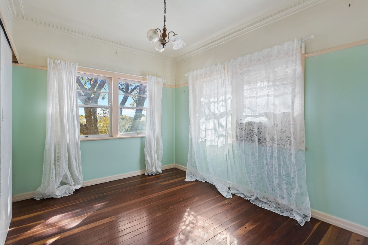 24 John Street — photo 9 of 19
