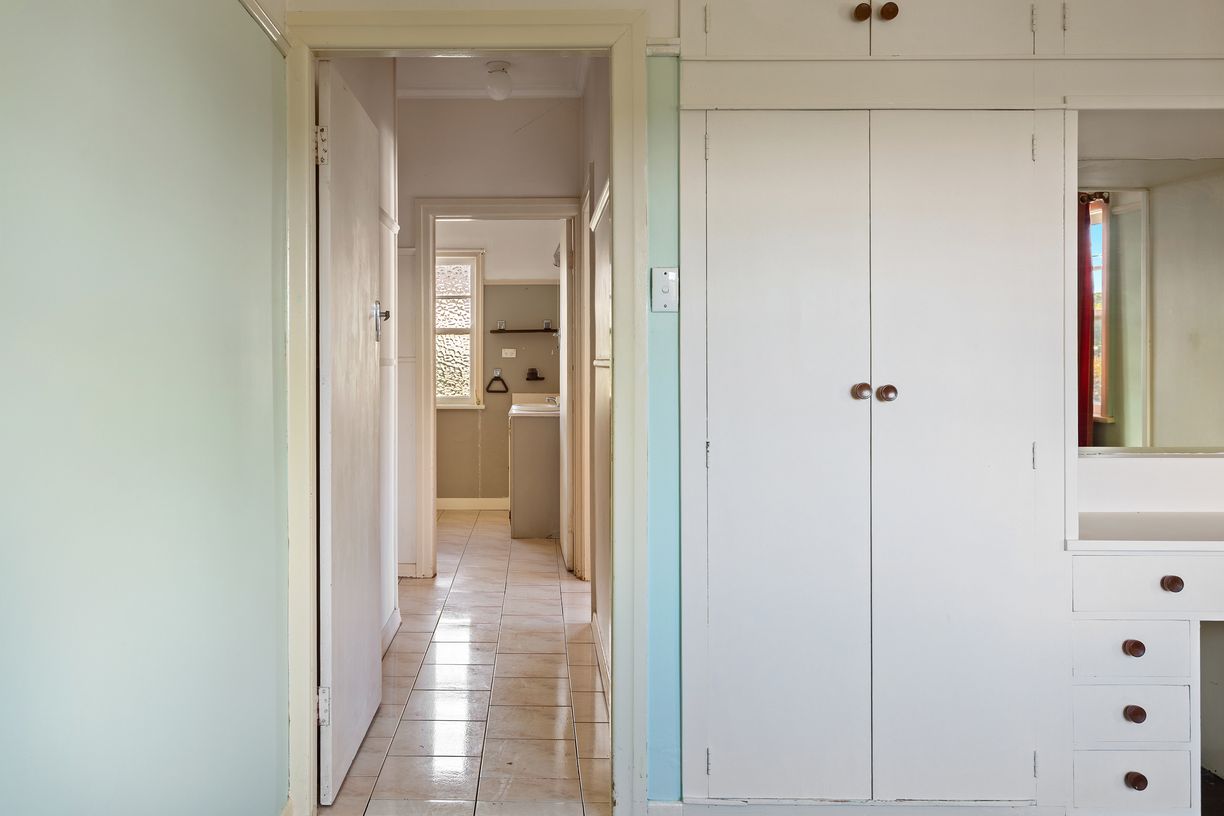 24 John Street — photo 11 of 19