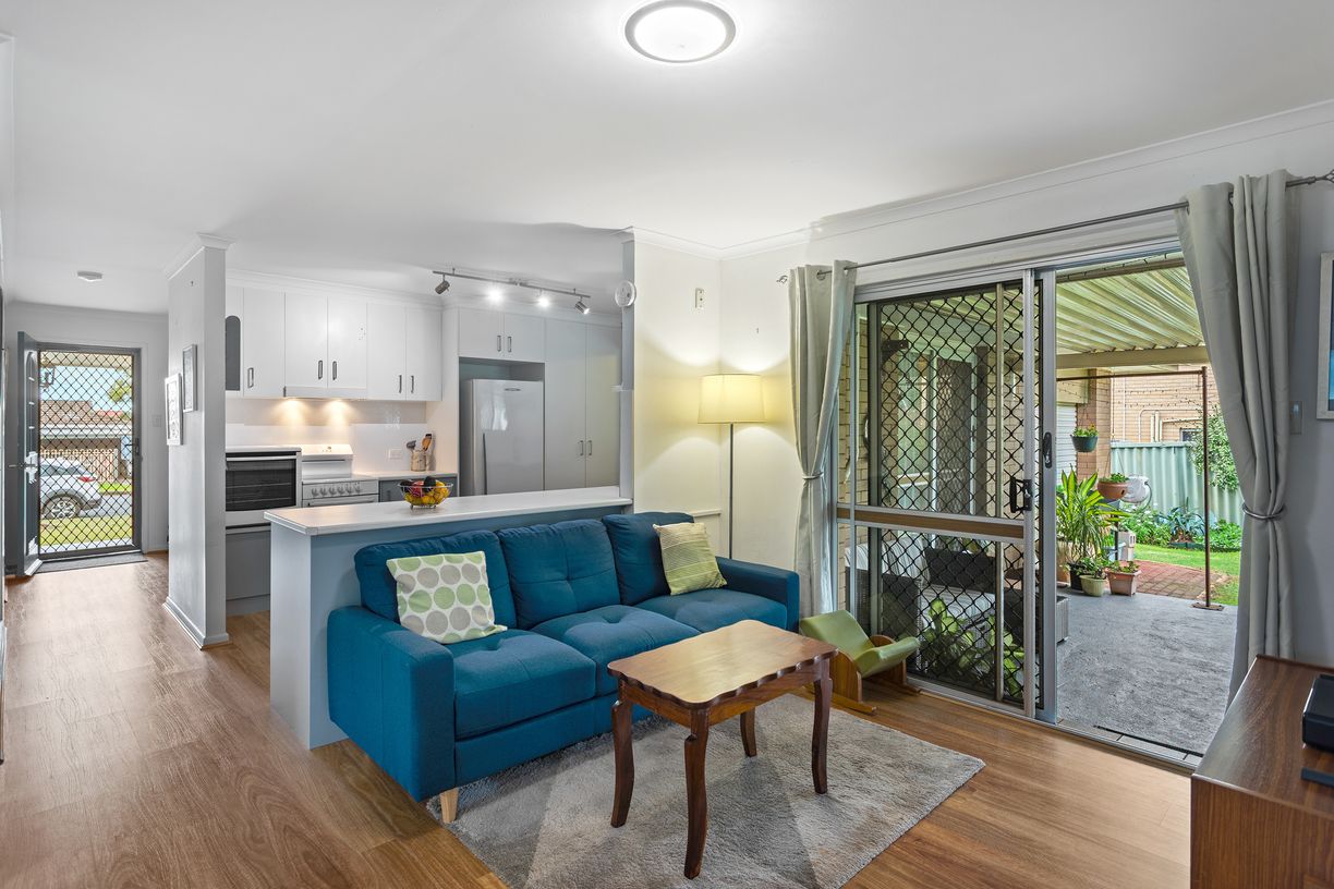 4 Gloucester Crescent — photo 7 of 19
