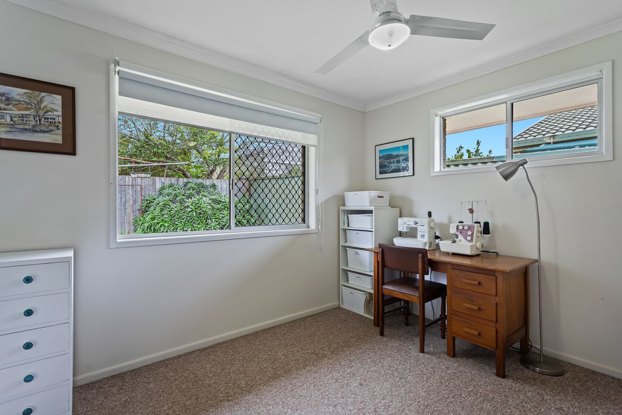 4 Gloucester Crescent — photo 12 of 19