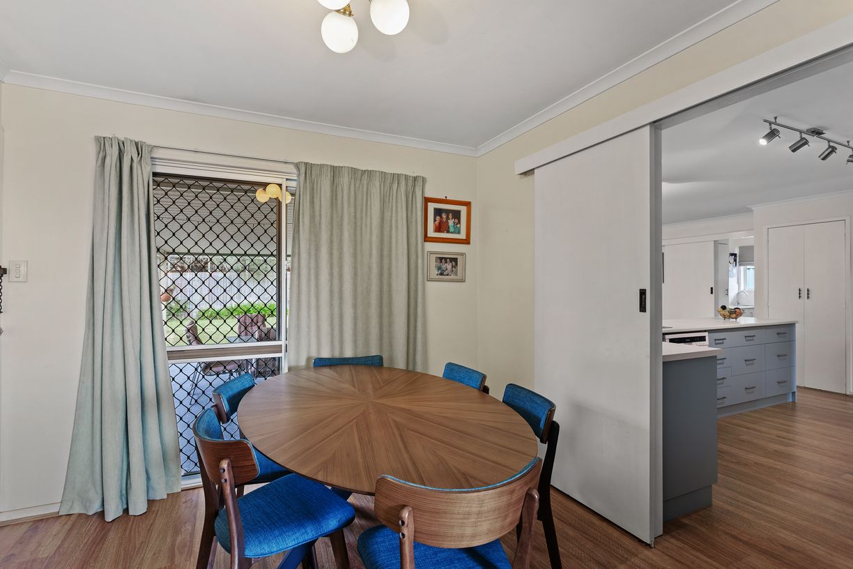4 Gloucester Crescent — photo 6 of 19