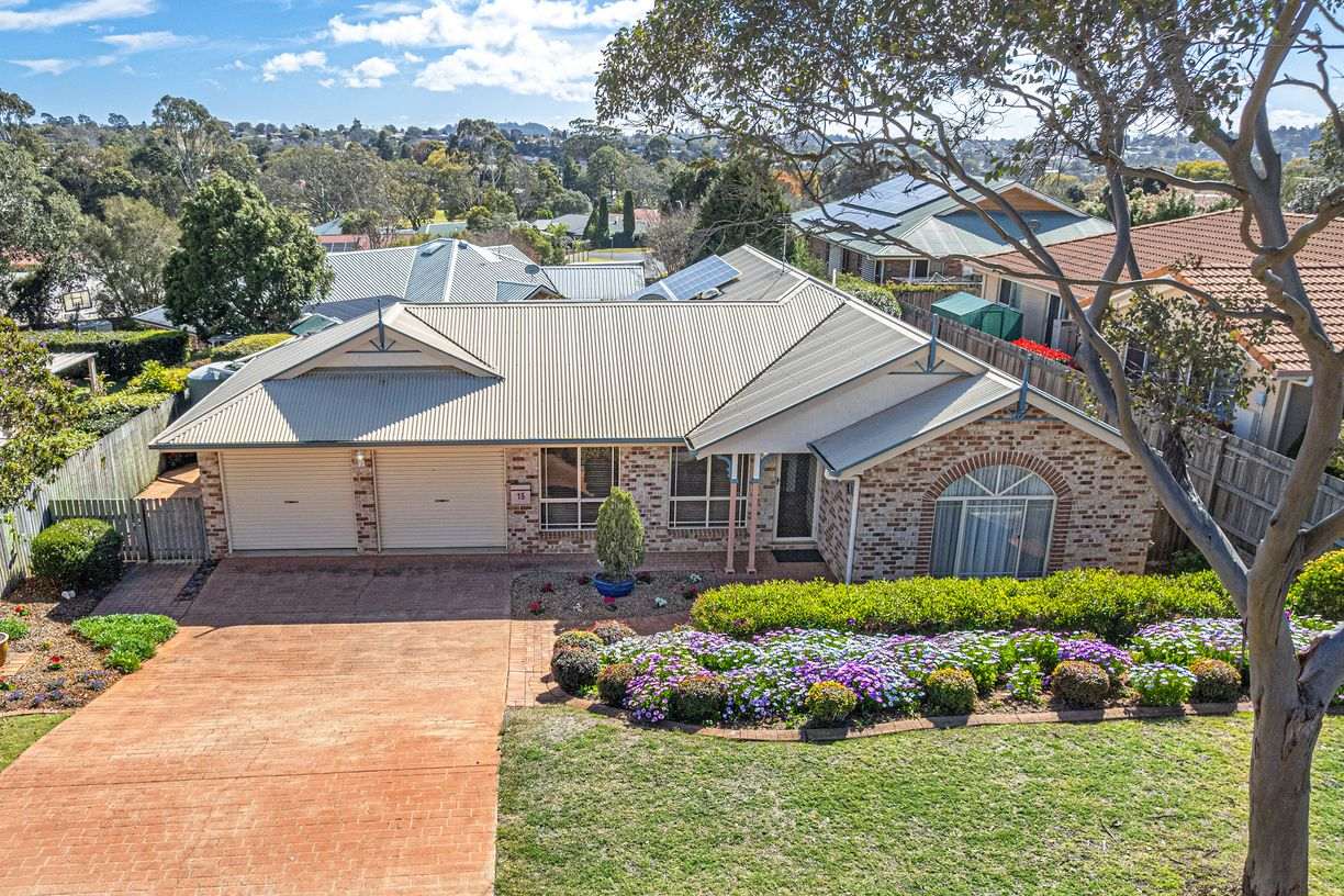 15 May Court — photo from Raine & Horne Toowoomba