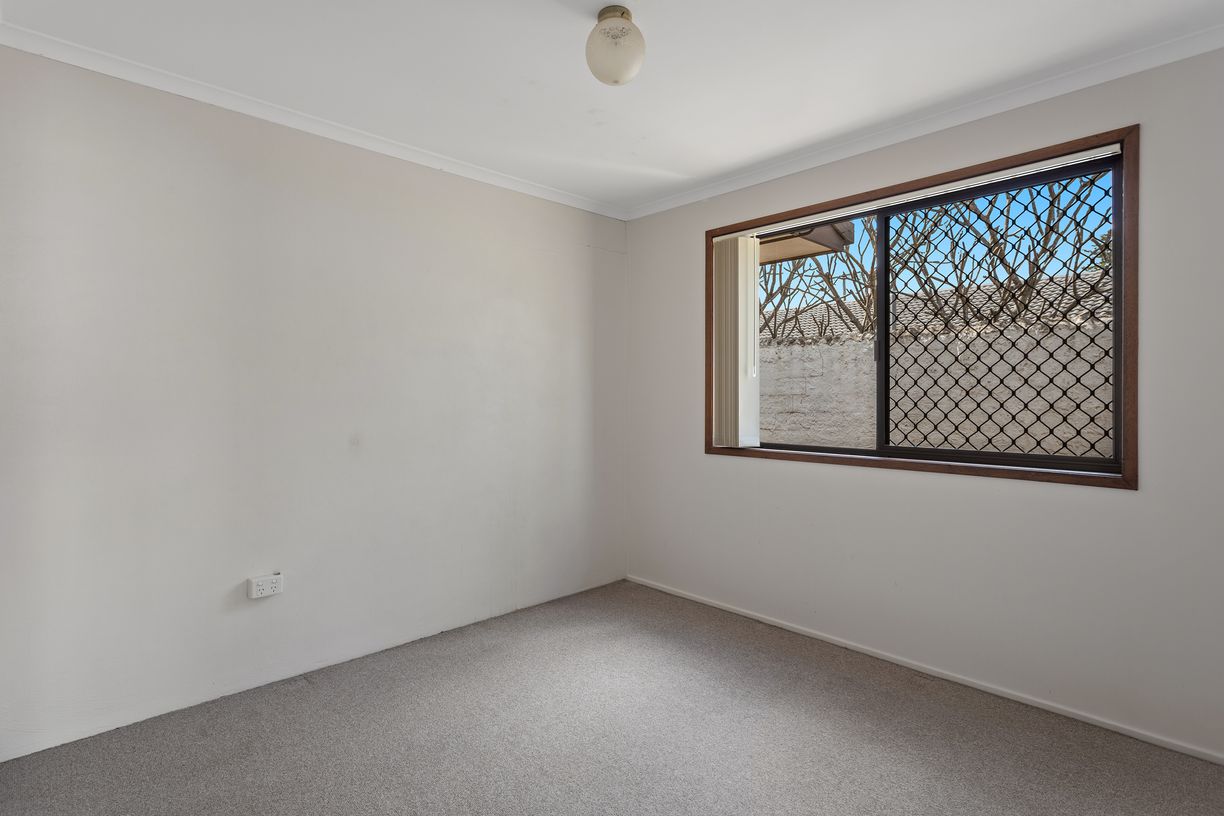 1&2/72 Hursley Road — photo 15 of 21