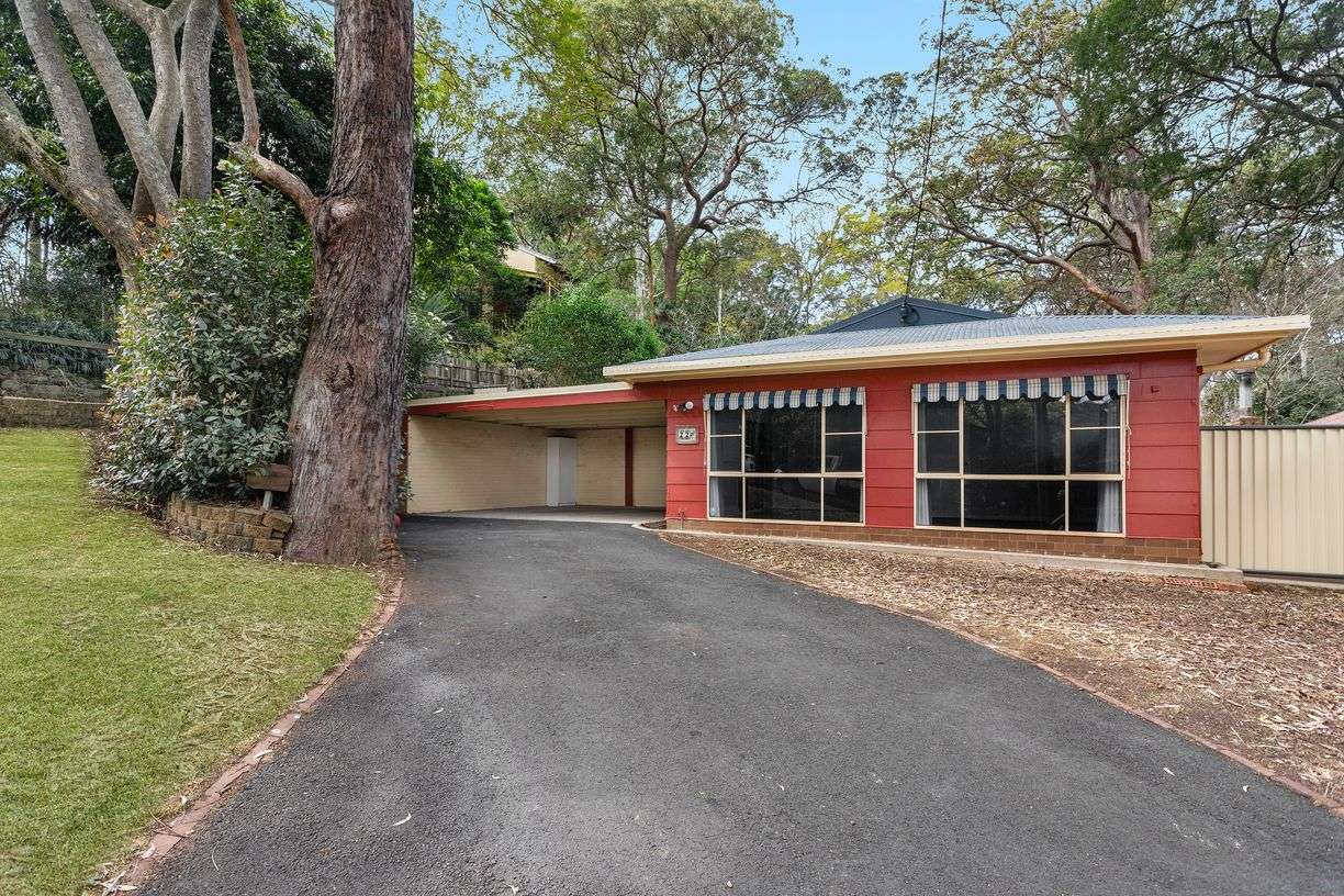 22 Amos Crescent — photo from Raine & Horne Toowoomba