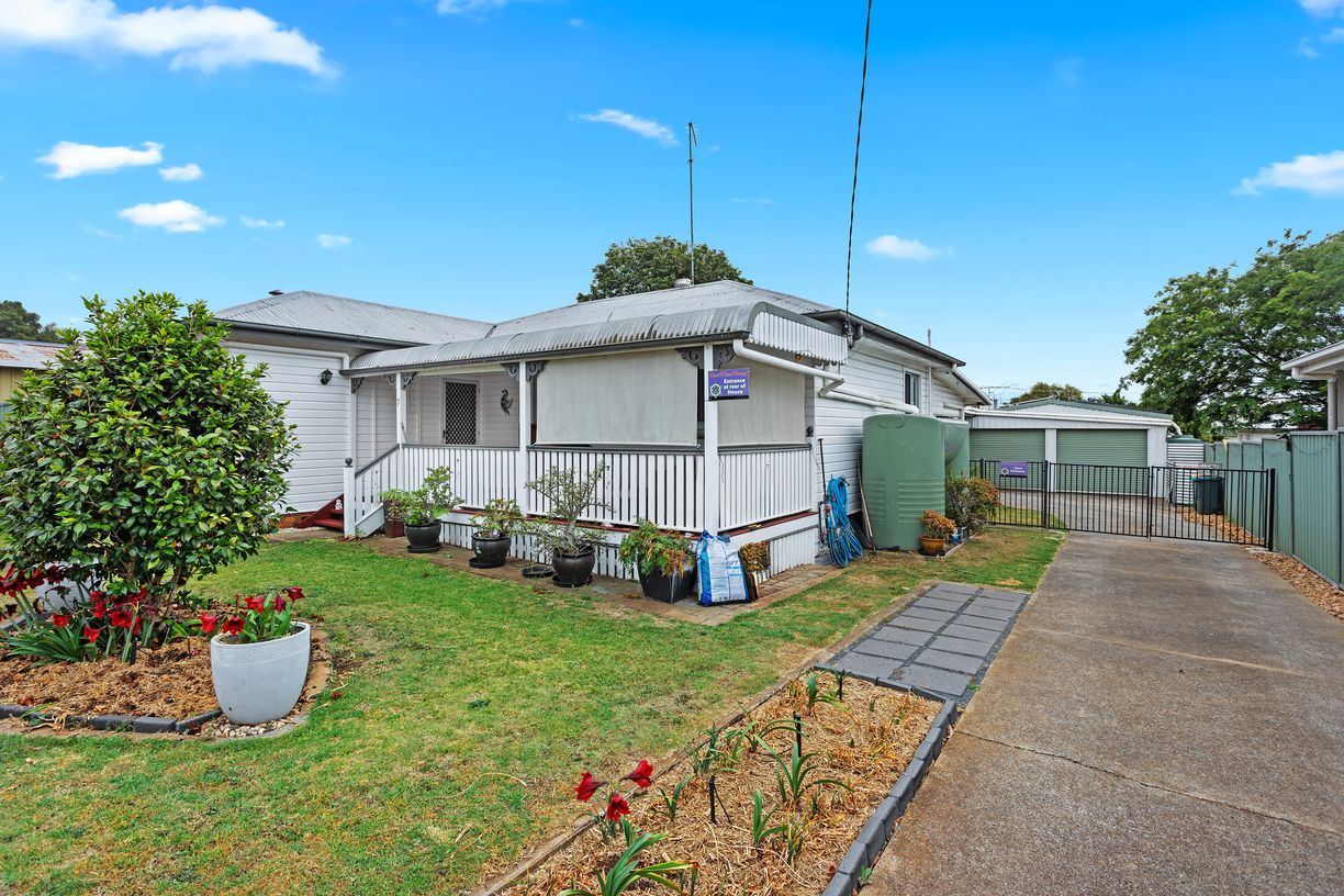7 Stehn Street — photo 3 of 17