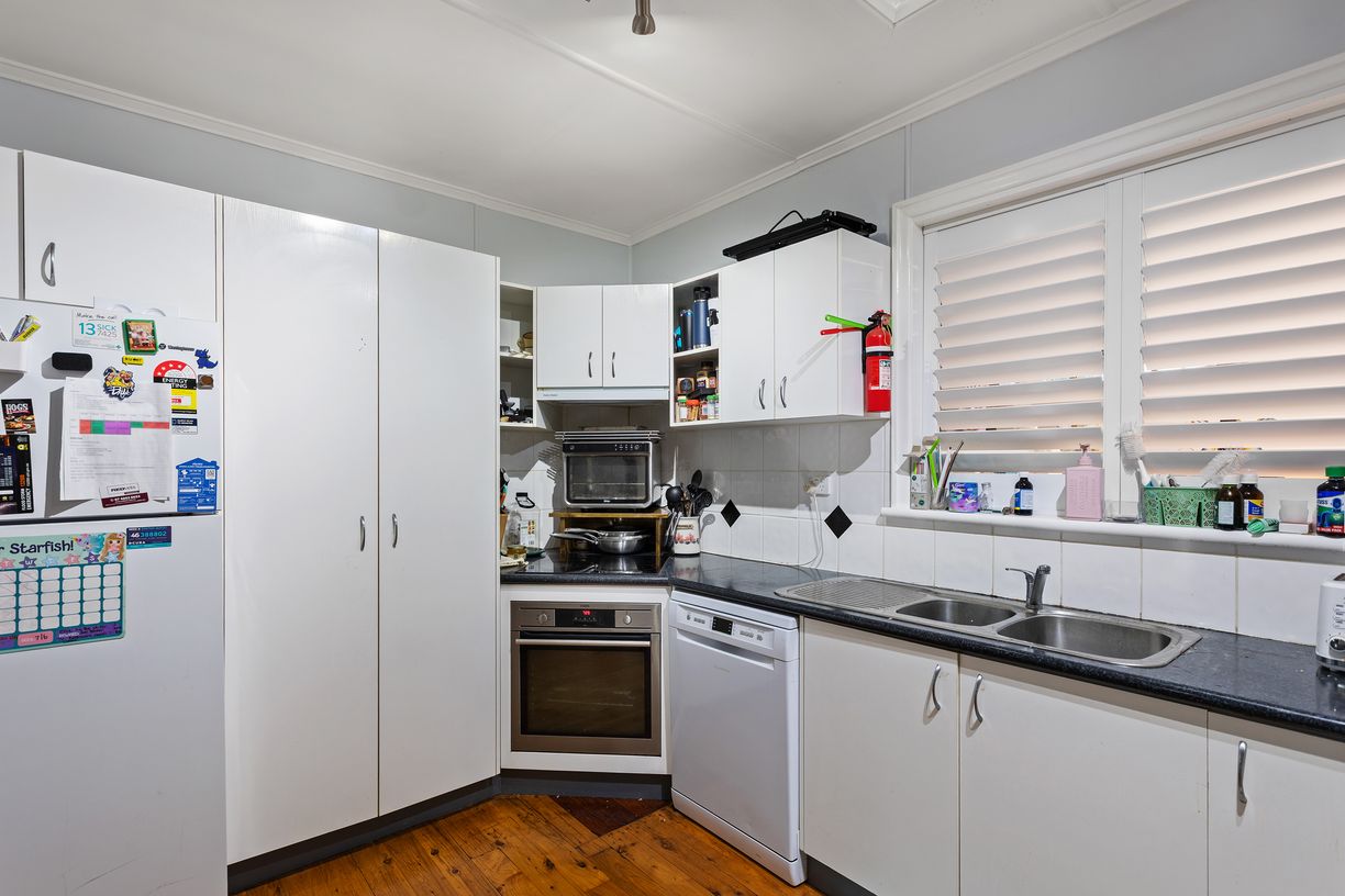 7 Stehn Street — photo 5 of 17