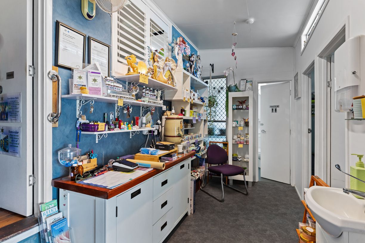 7 Stehn Street — photo 11 of 17