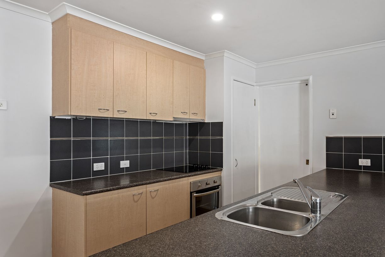 2/222 Taylor Street — photo 6 of 19