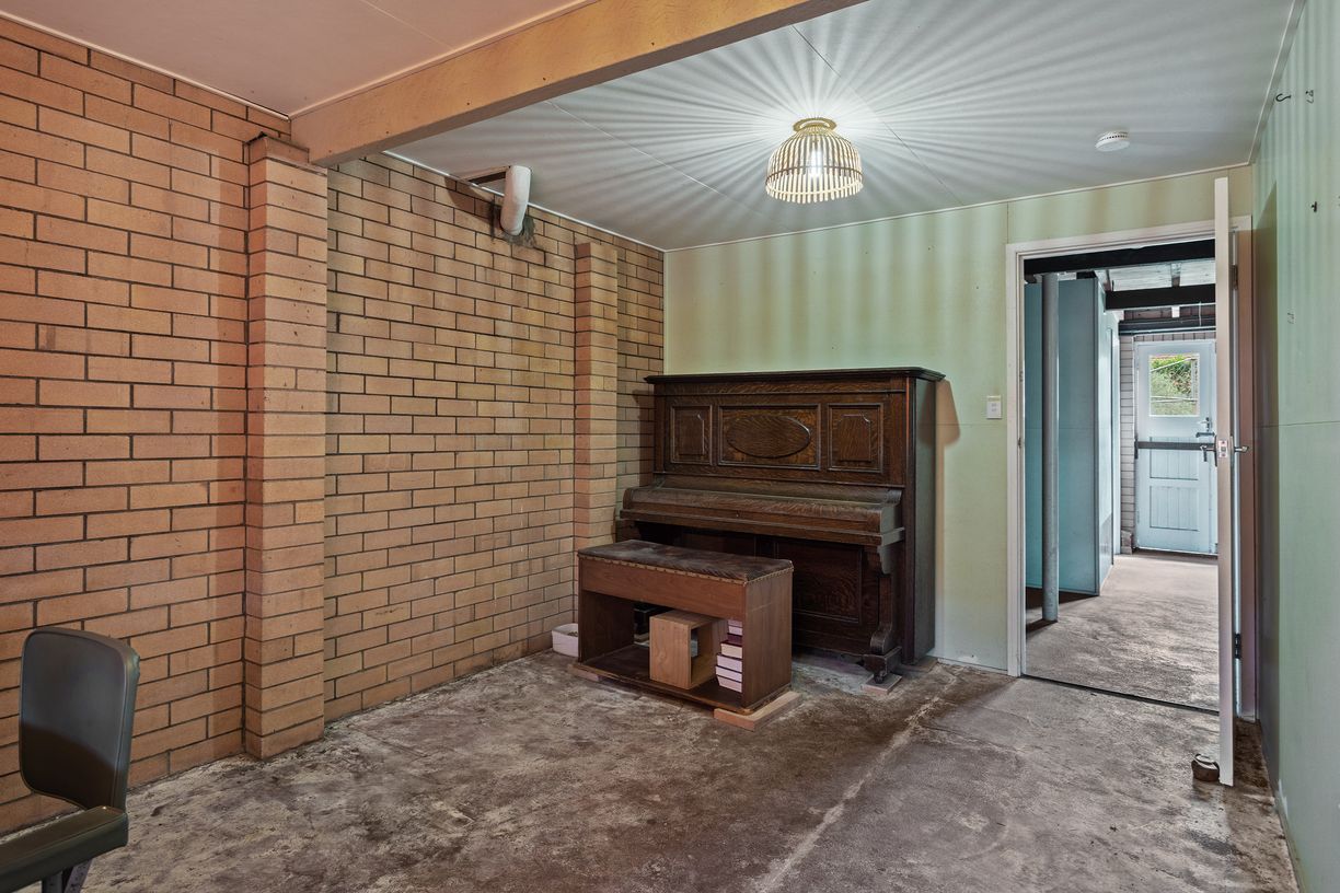 35 Mina Street — photo 14 of 21