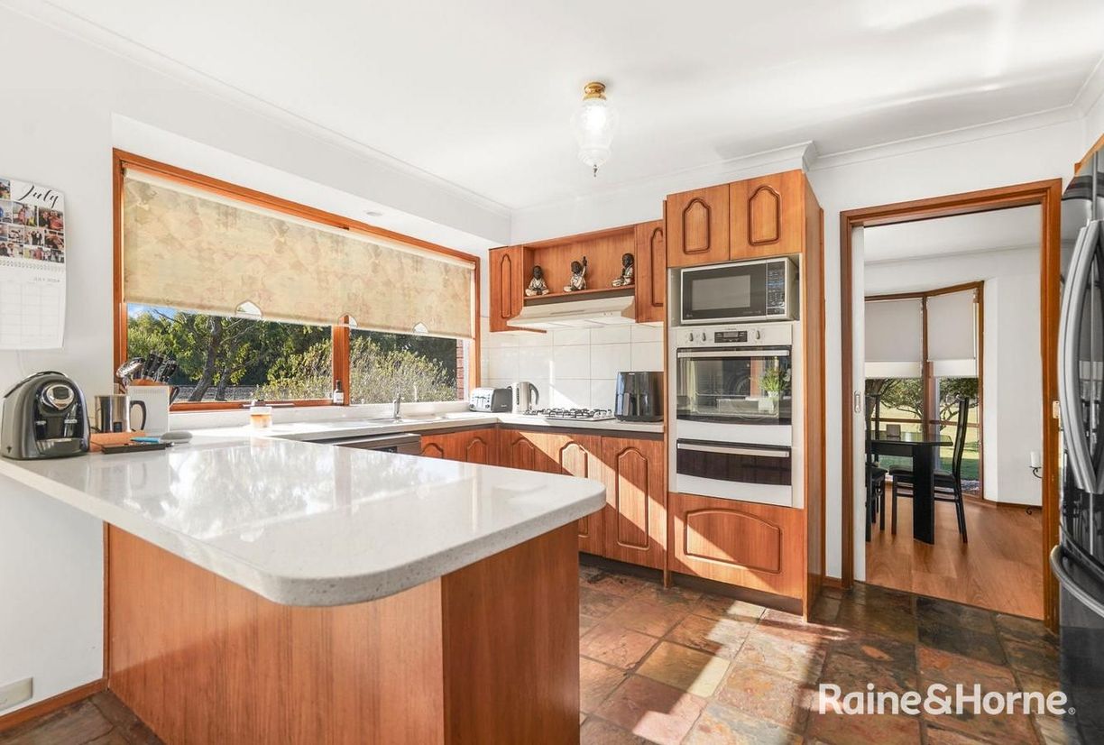 6 Gillespies Lane — photo 4 of 22