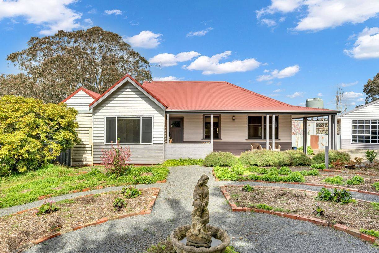 460 Moorabool West Road — photo 2 of 30
