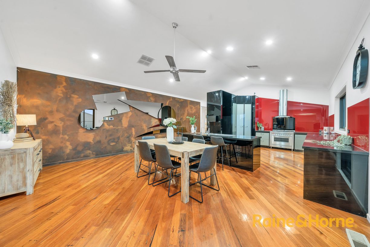 22 Ruddick Place — photo 8 of 27
