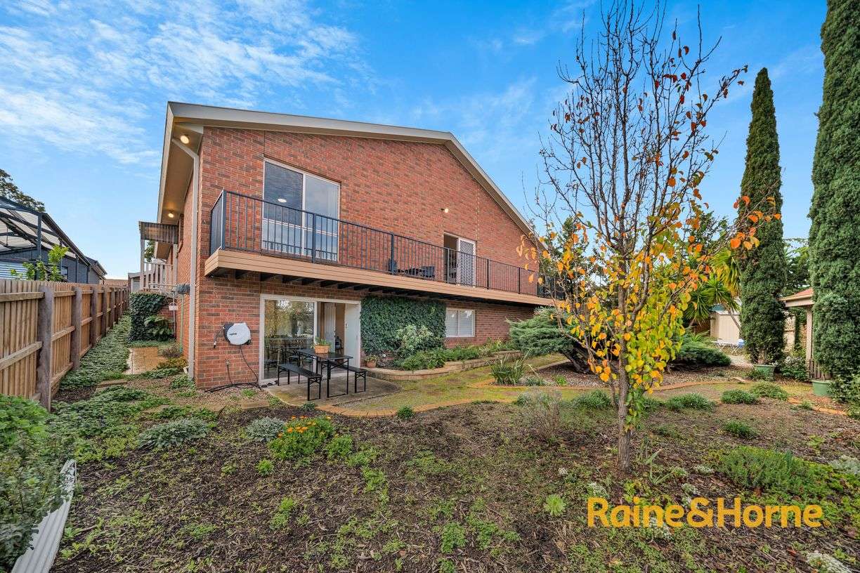 19 Carey Crescent — photo 18 of 30