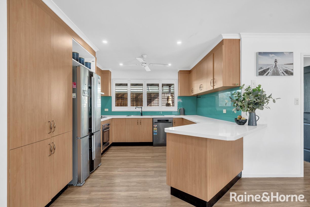 78 Clifton Drive — photo 8 of 26
