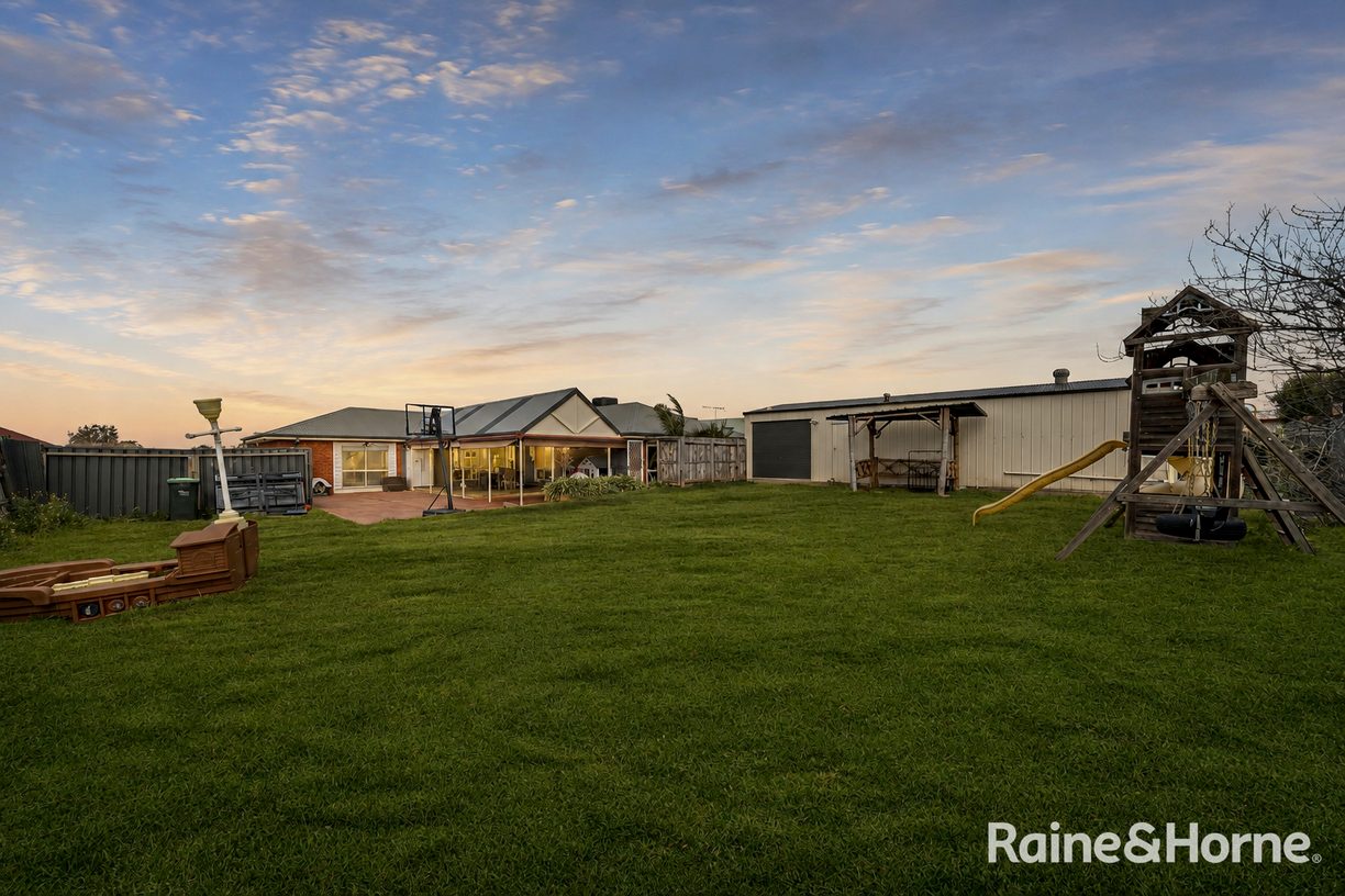 78 Clifton Drive — photo 17 of 26