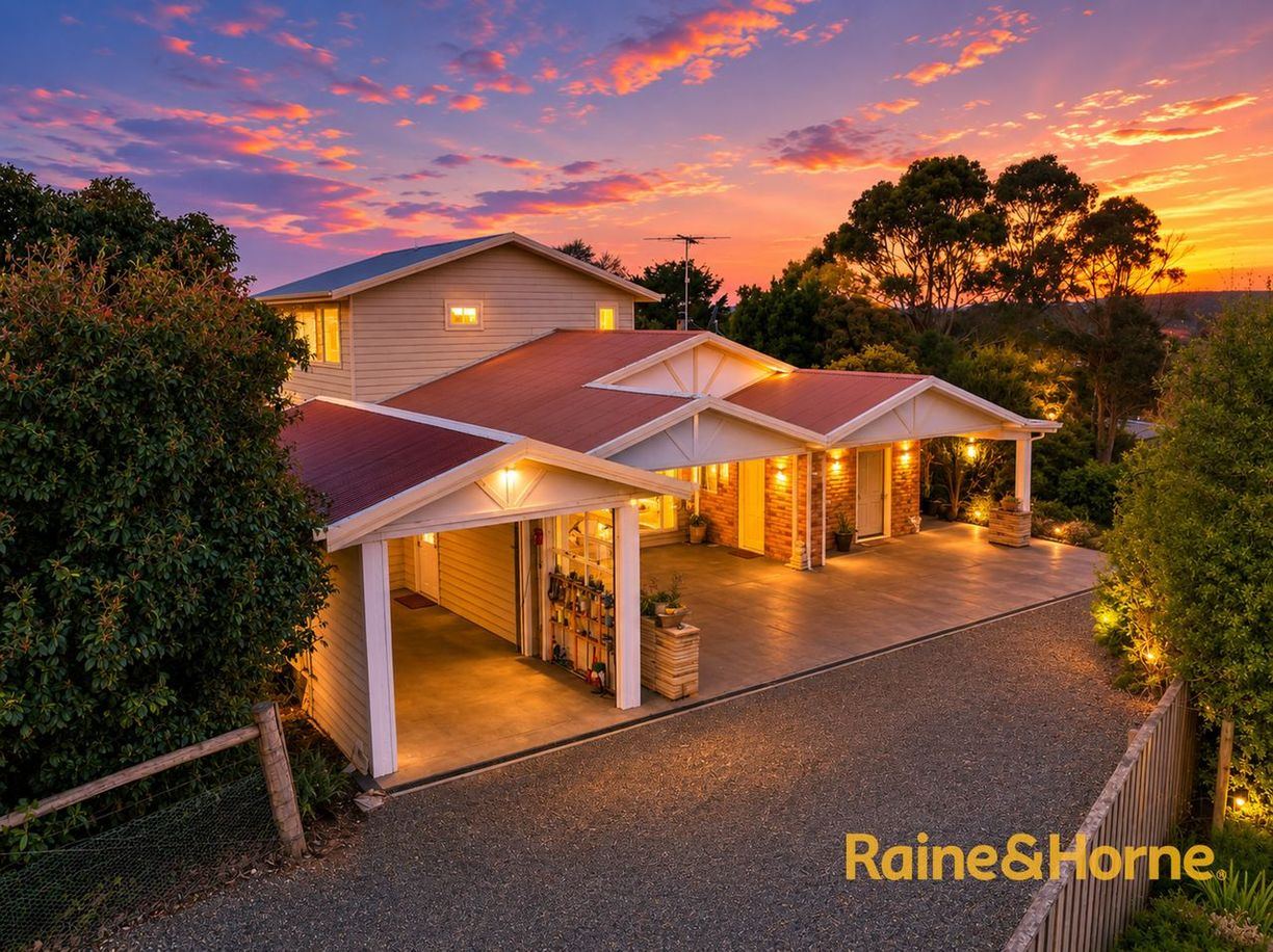 13 Bank Street — photo from Raine & Horne Bacchus Marsh