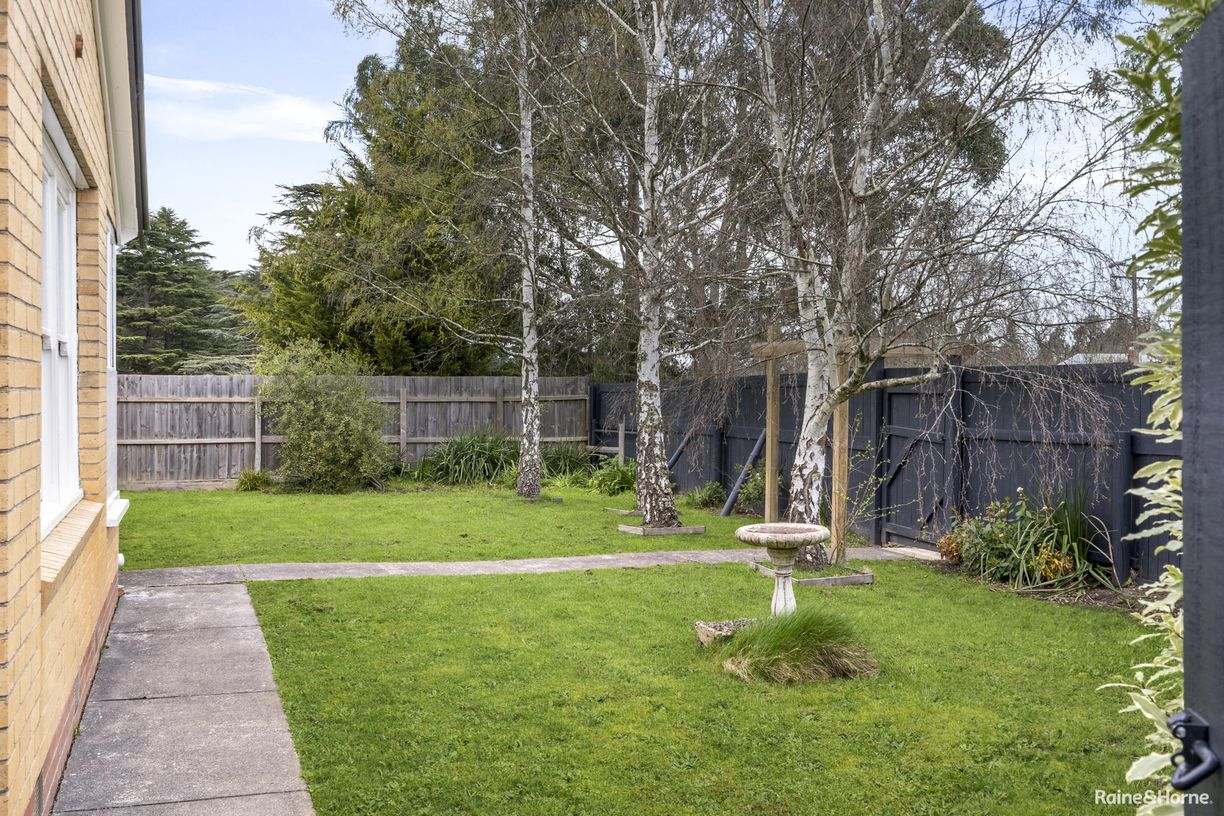 5570 Geelong-Ballan Road — photo 16 of 25