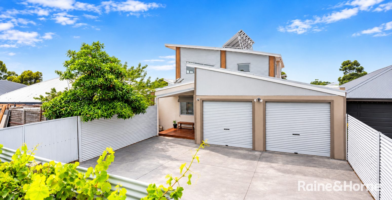 5 Alice Close — photo from Raine & Horne Bacchus Marsh