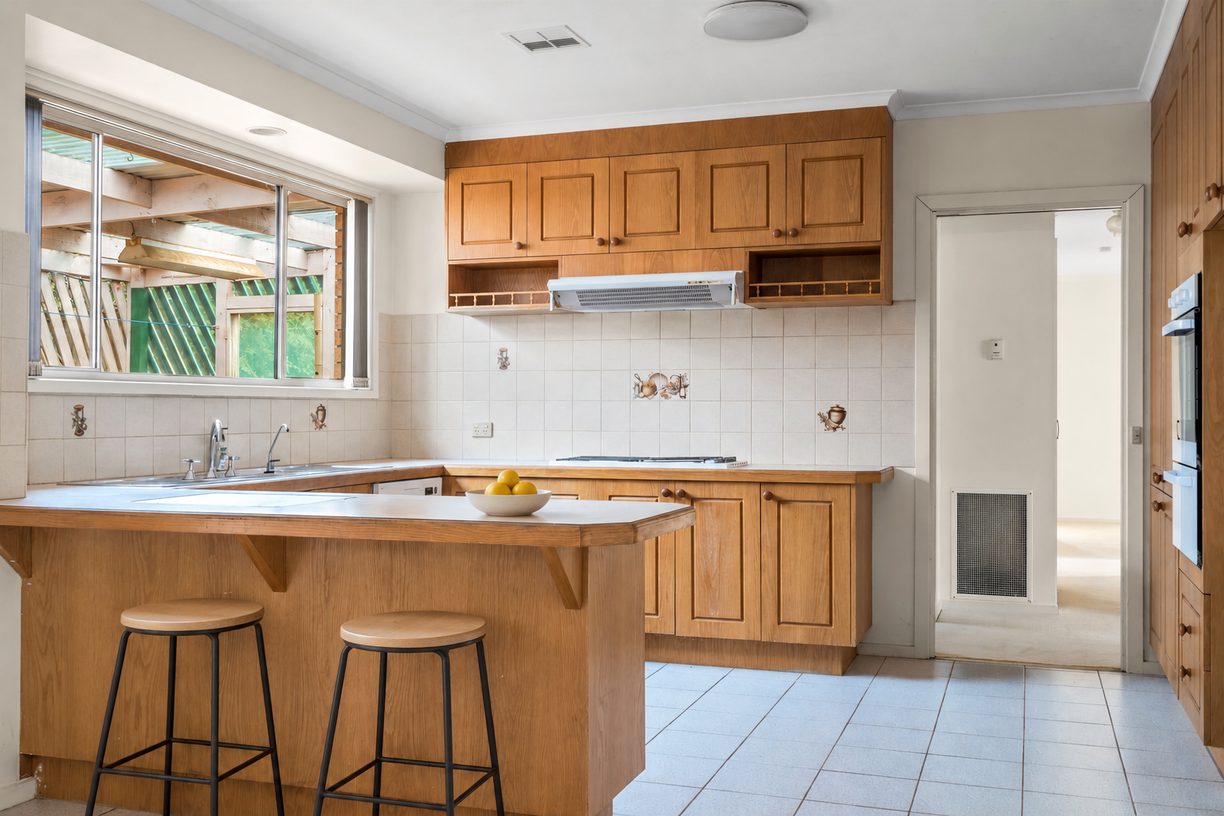 10 Barry Street — photo 3 of 18