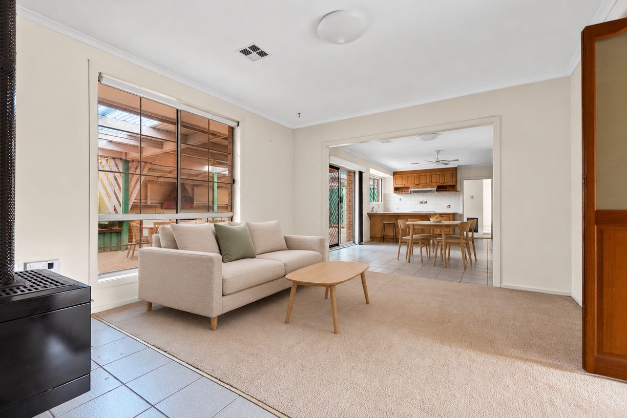 10 Barry Street — photo 6 of 18