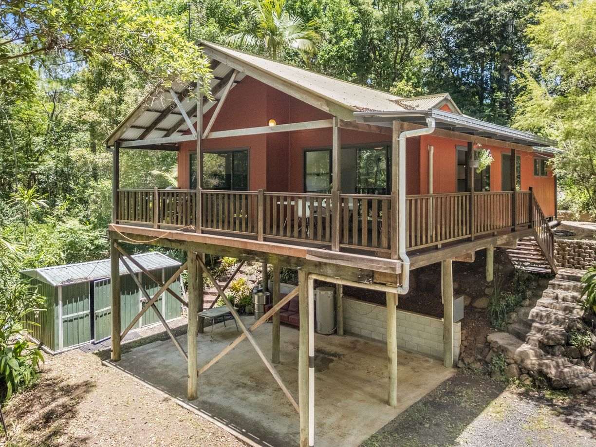 Sold for $695,000 on Dec 19, 2025 - 90A Invercauld Road, Goonellabah ...