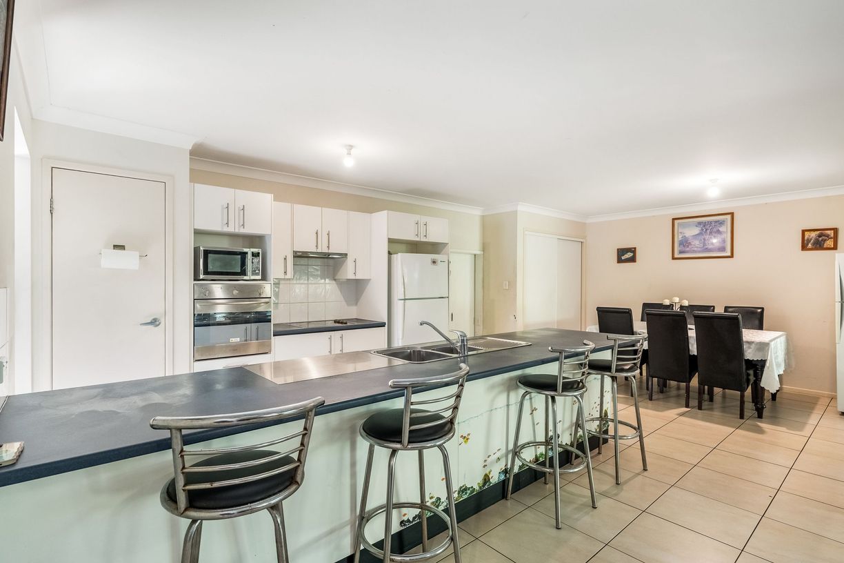 11 Madden Place — photo 8 of 24