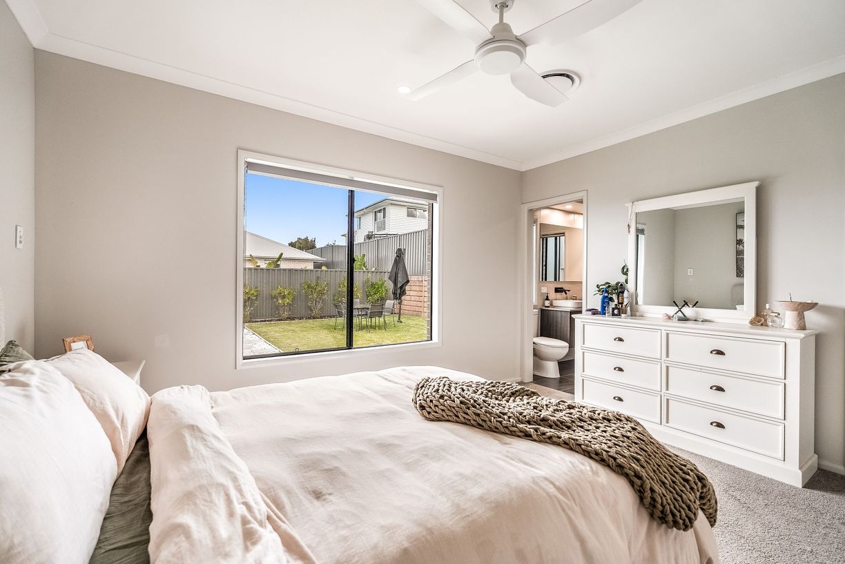 4 Ecology Avenue — photo 19 of 25