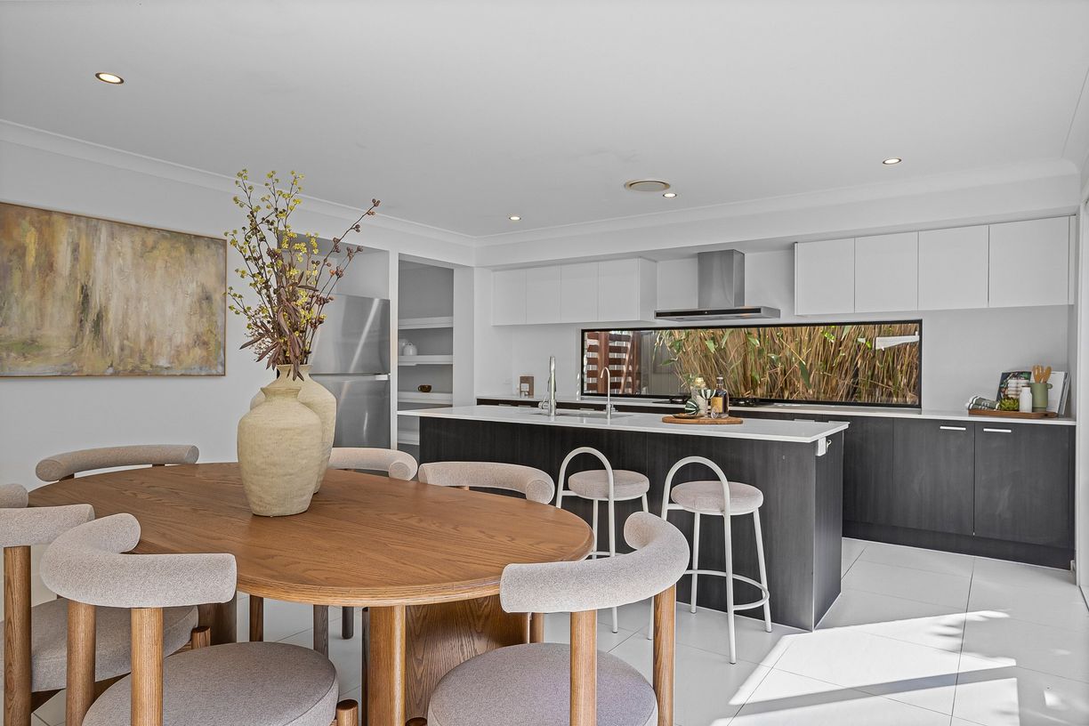 8 Liffey Avenue — photo 16 of 30