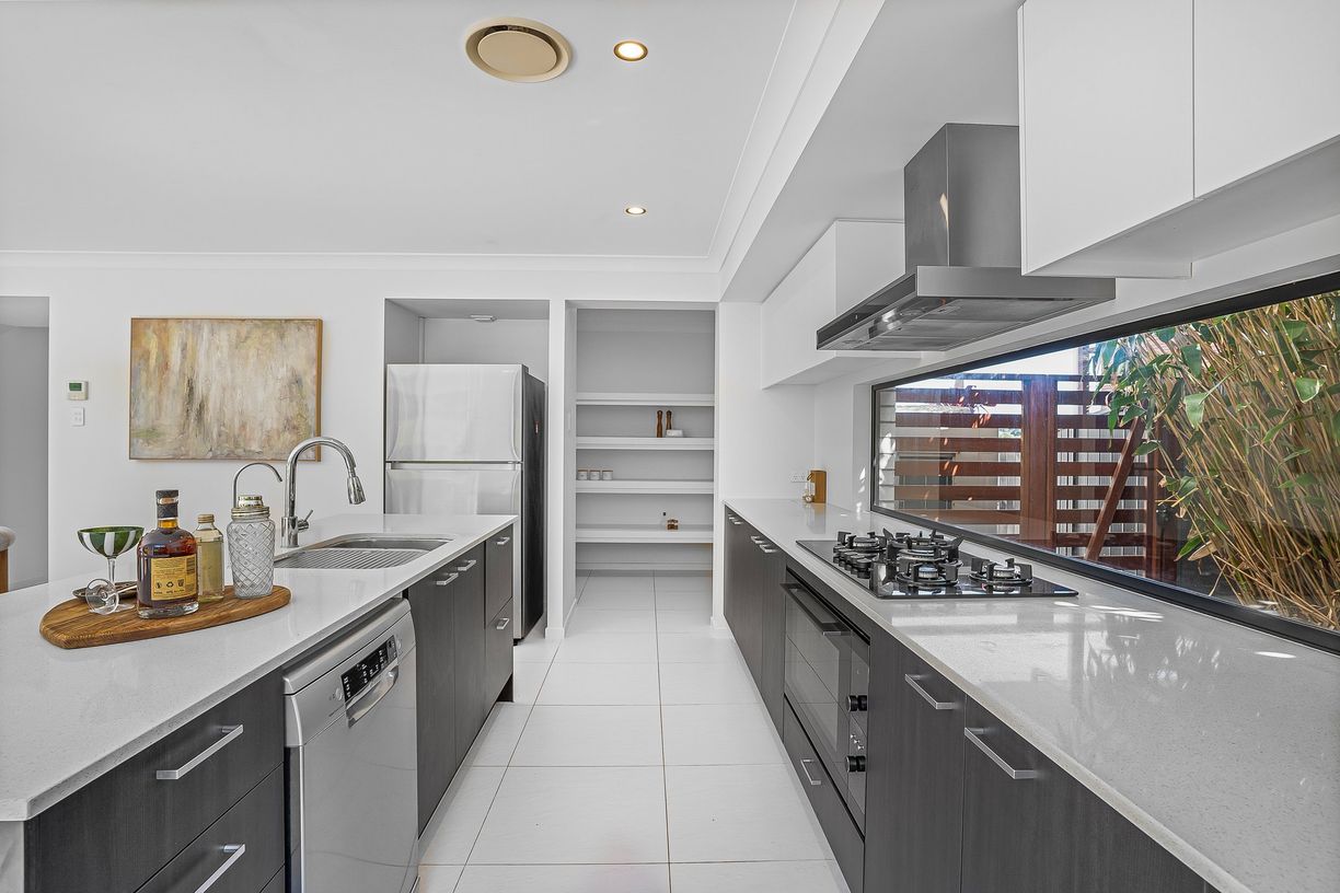 8 Liffey Avenue — photo 13 of 30