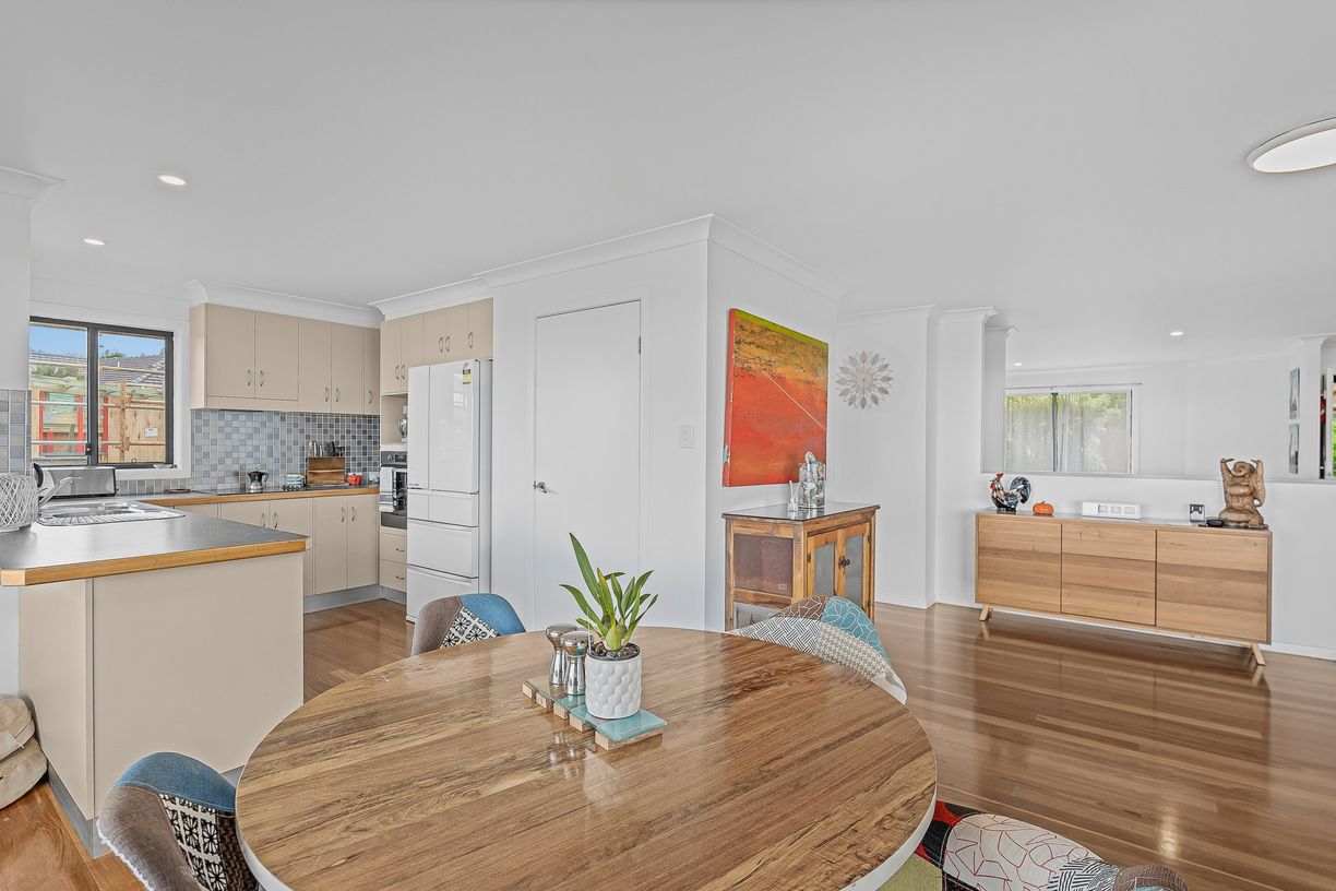 34 Unara Parkway — photo 10 of 26