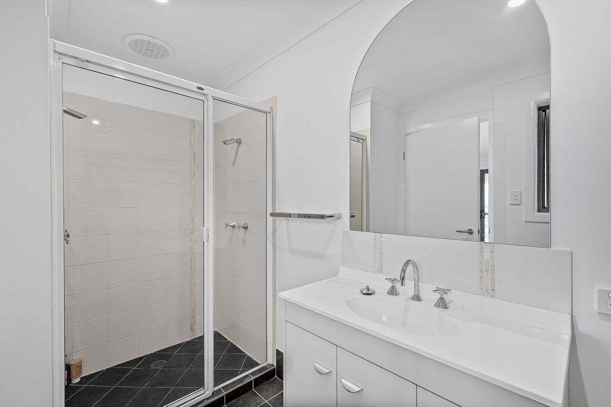 34 Unara Parkway — photo 20 of 26
