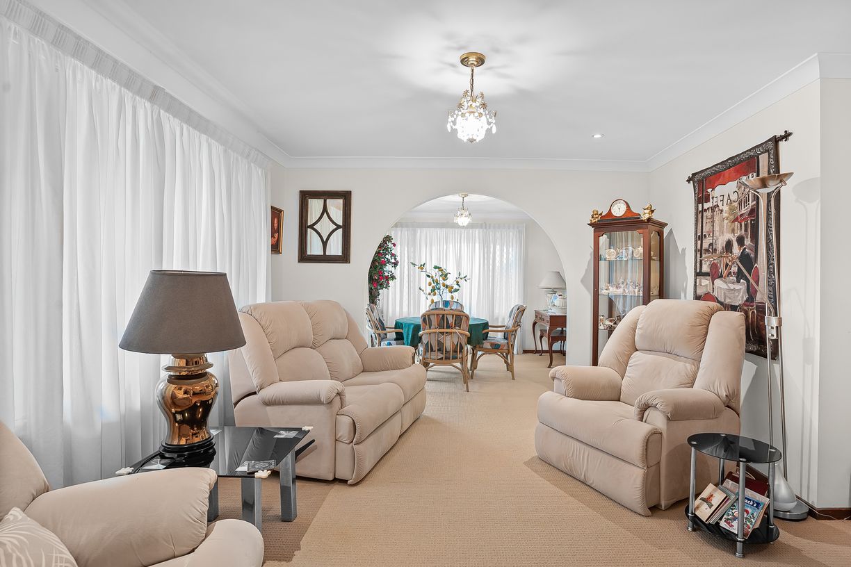 12 Kruseana Avenue — photo 7 of 21