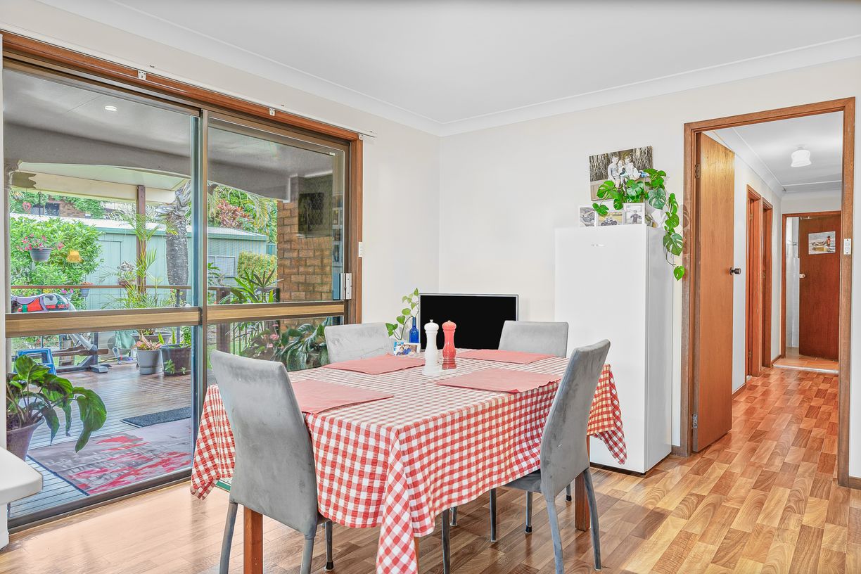 12 Kruseana Avenue — photo 6 of 21