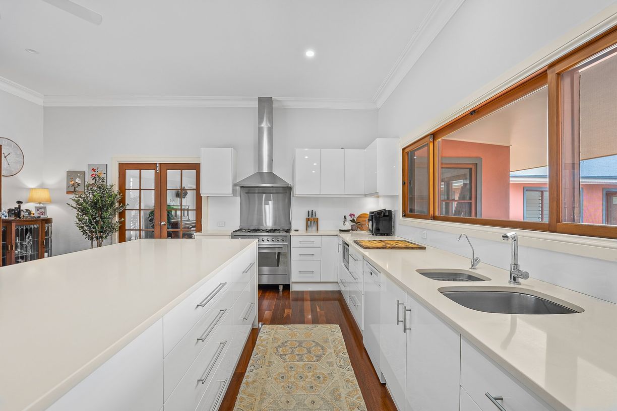 477 Wardell Road — photo 6 of 30