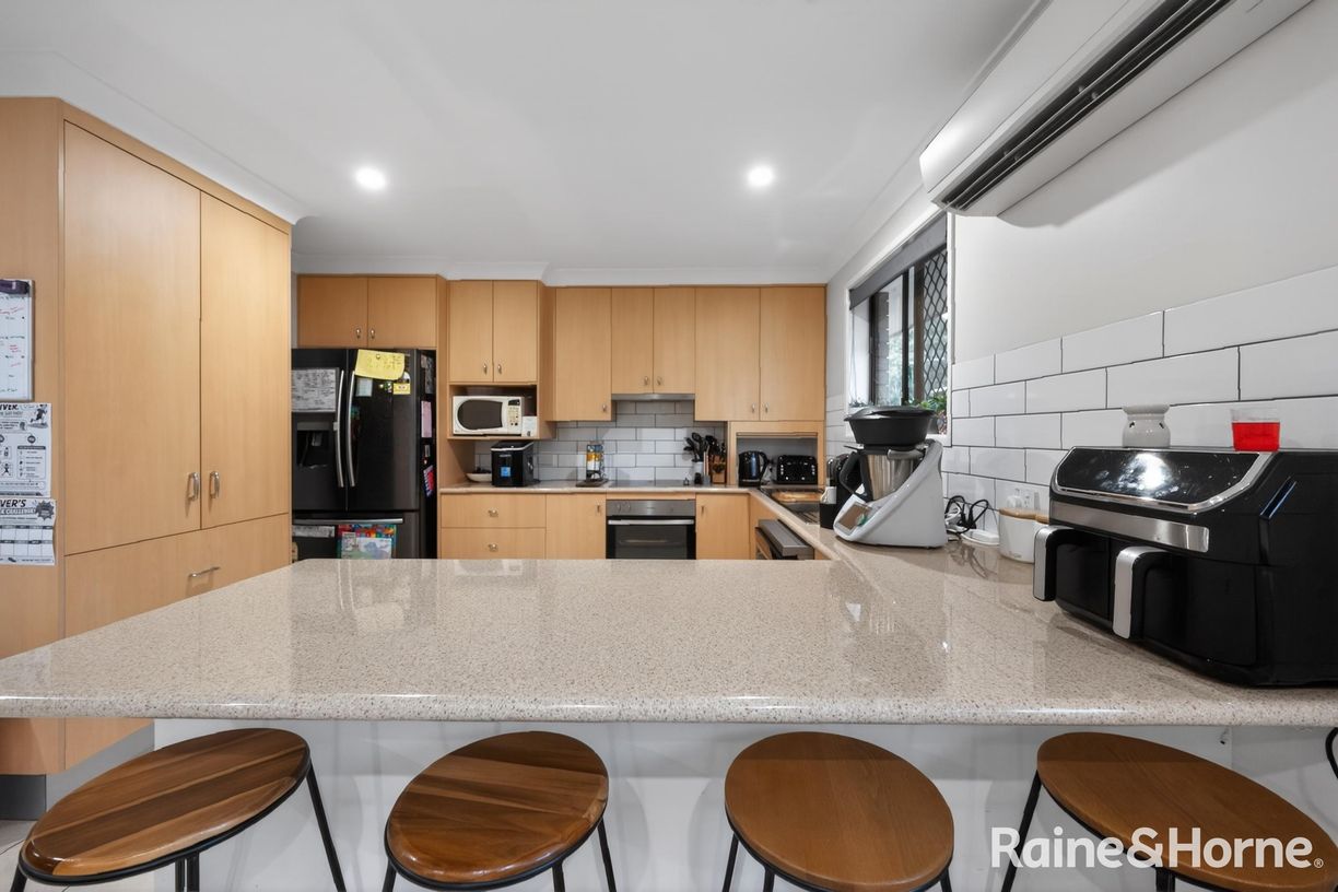 197 Palmerin Street — photo 5 of 26
