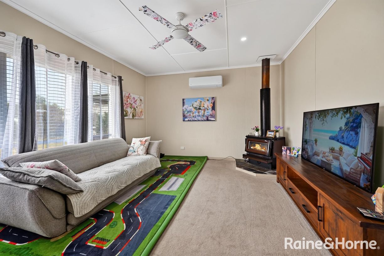 32 George Street — photo 5 of 24