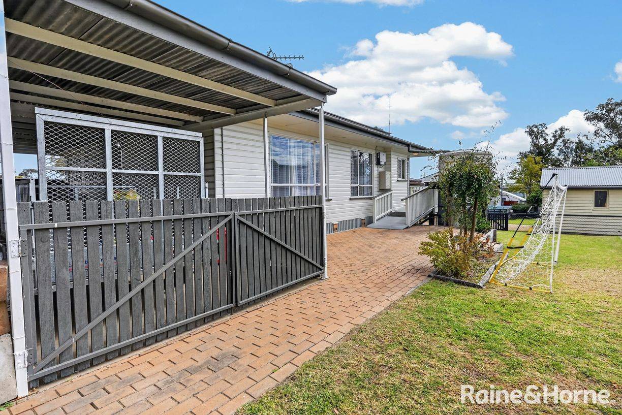 32 George Street — photo 20 of 24