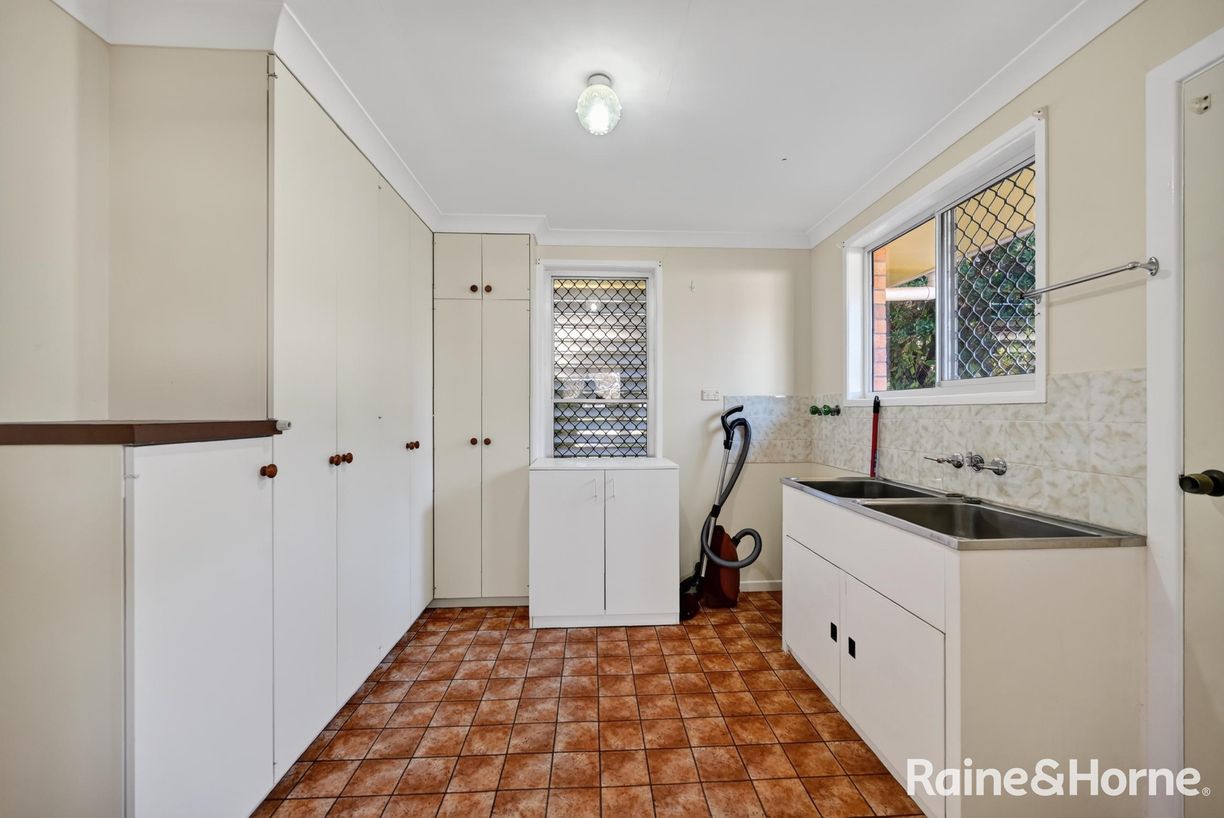 2 Sturt Street — photo 21 of 28