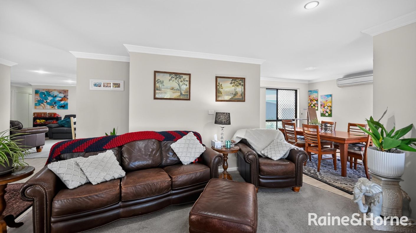 30 Boronia Drive — photo 6 of 28