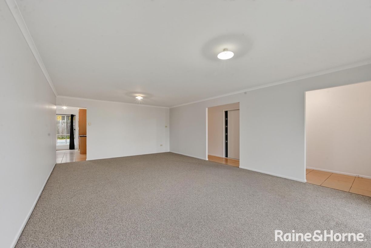 1 Boronia Drive — photo 7 of 28